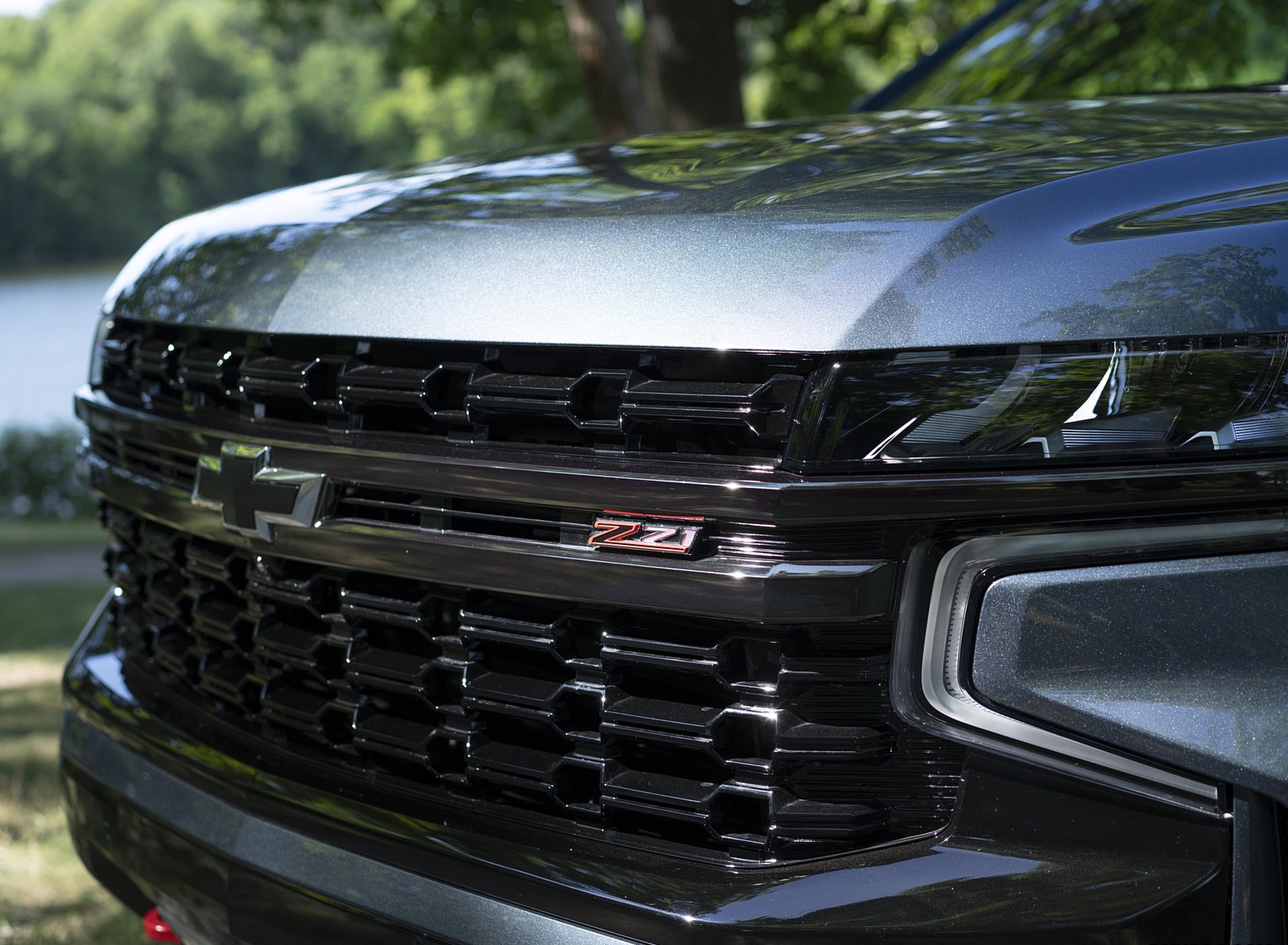 2021 Chevrolet Suburban Z71 Grill Wallpapers #17 of 25