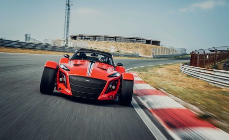 2021 Donkervoort D8 GTO-JD70 R Front Wallpapers 450x275 (11)