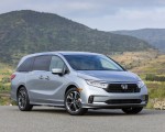 2021 Honda Odyssey Front Three-Quarter Wallpapers 150x120