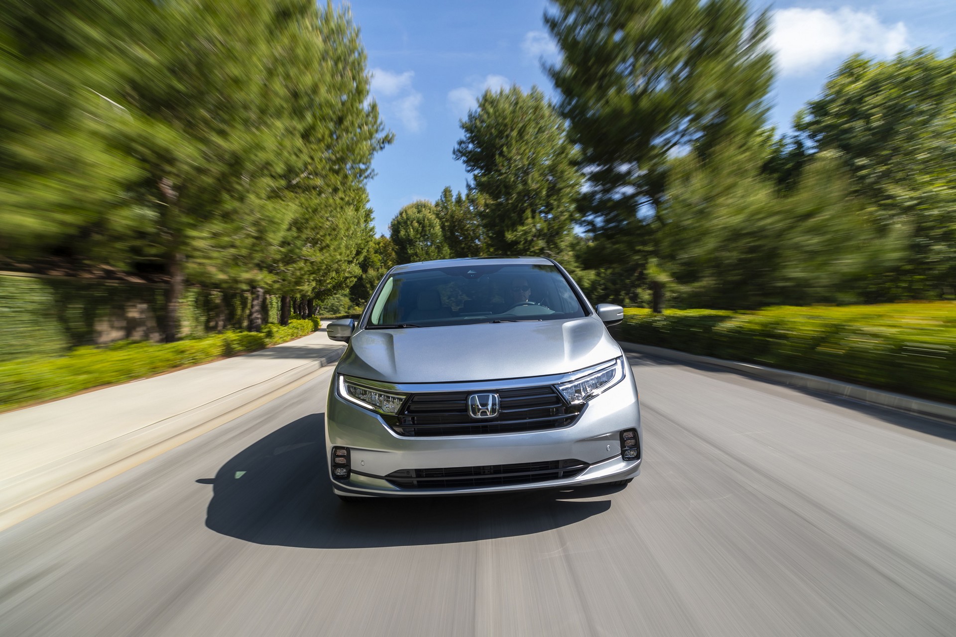 2021 Honda Odyssey Front Wallpapers (2)