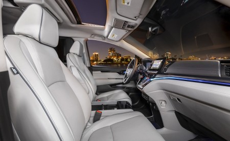 2021 Honda Odyssey Interior Front Seats Wallpapers 450x275 (84)
