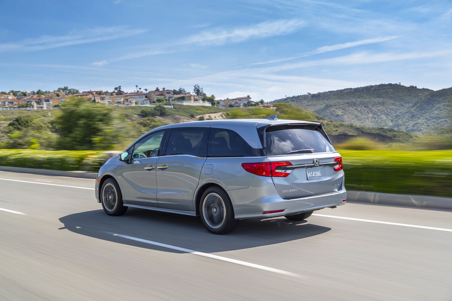 2021 Honda Odyssey Rear Three-Quarter Wallpapers (6)