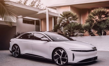 2021 Lucid Air Front Three-Quarter Wallpapers 450x275 (7)