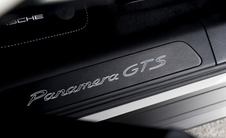 2021 Porsche Panamera GTS Sport Turismo (Color: Crayon) Door Sill Wallpapers 450x275 (49)