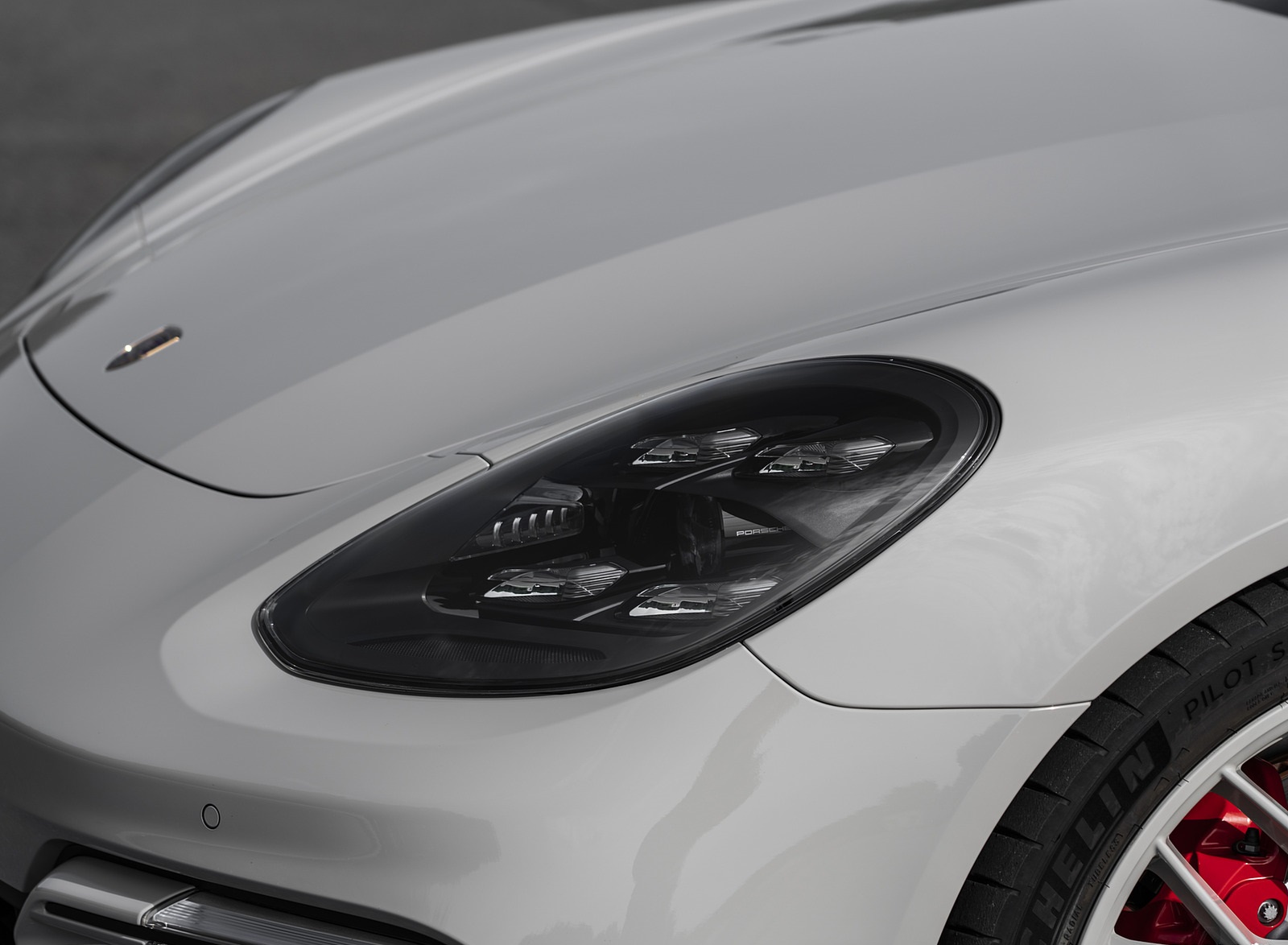 2021 Porsche Panamera GTS Sport Turismo (Color: Crayon) Headlight Wallpapers  #43 of 64
