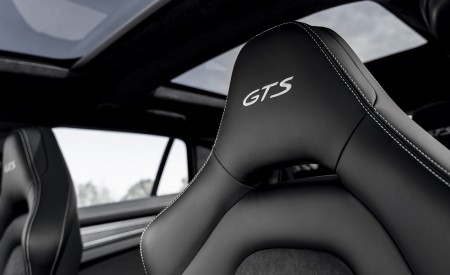 2021 Porsche Panamera GTS Sport Turismo (Color: Crayon) Interior Front Seats Wallpapers 450x275 (62)