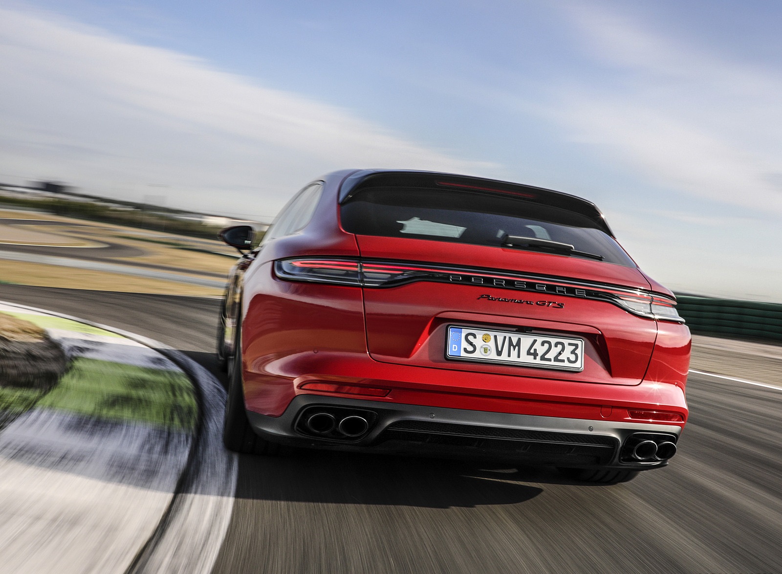 2021 Porsche Panamera GTS Sport Turismo Rear Wallpapers (5)