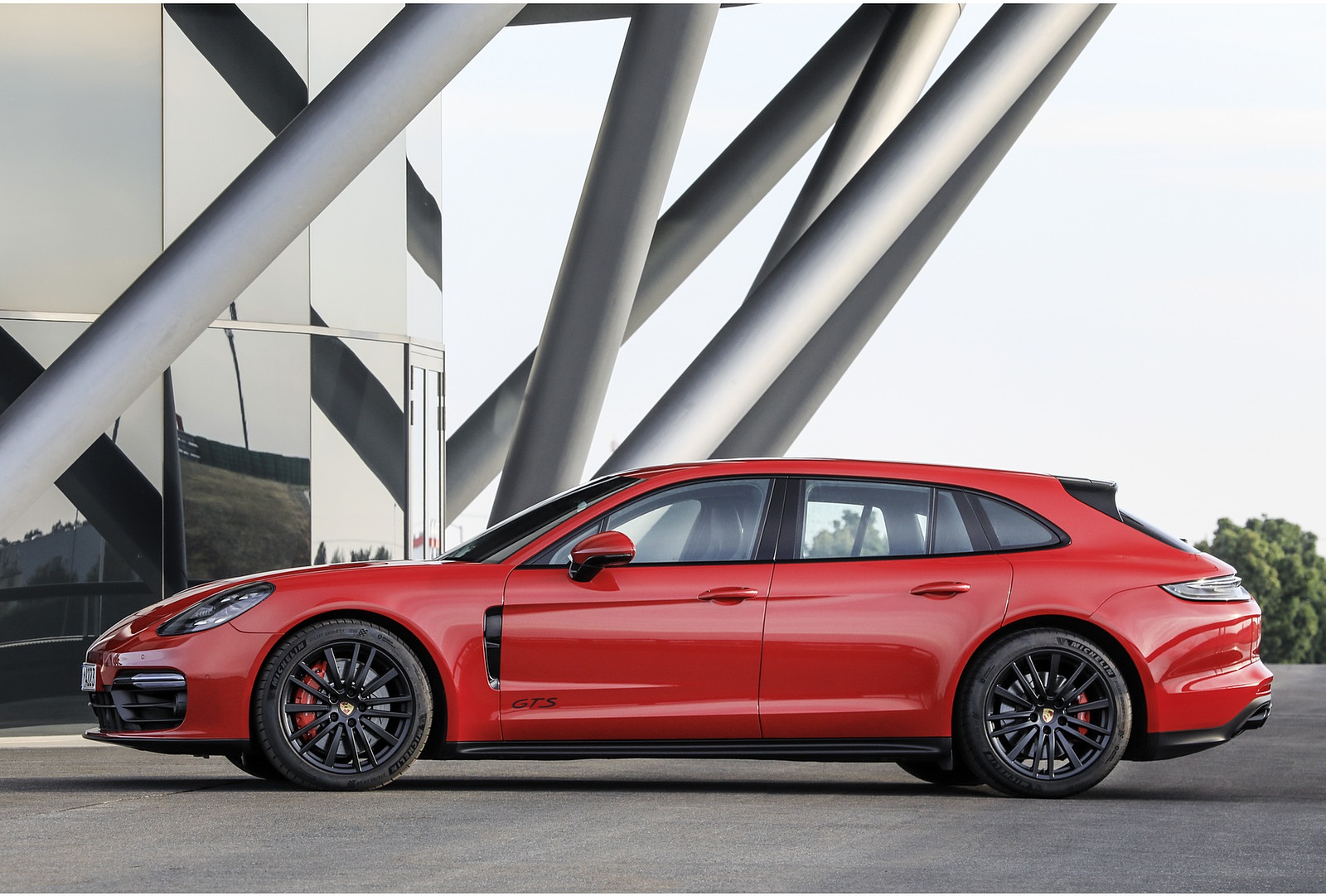 2021 Porsche Panamera GTS Sport Turismo Side Wallpapers #7 of 64