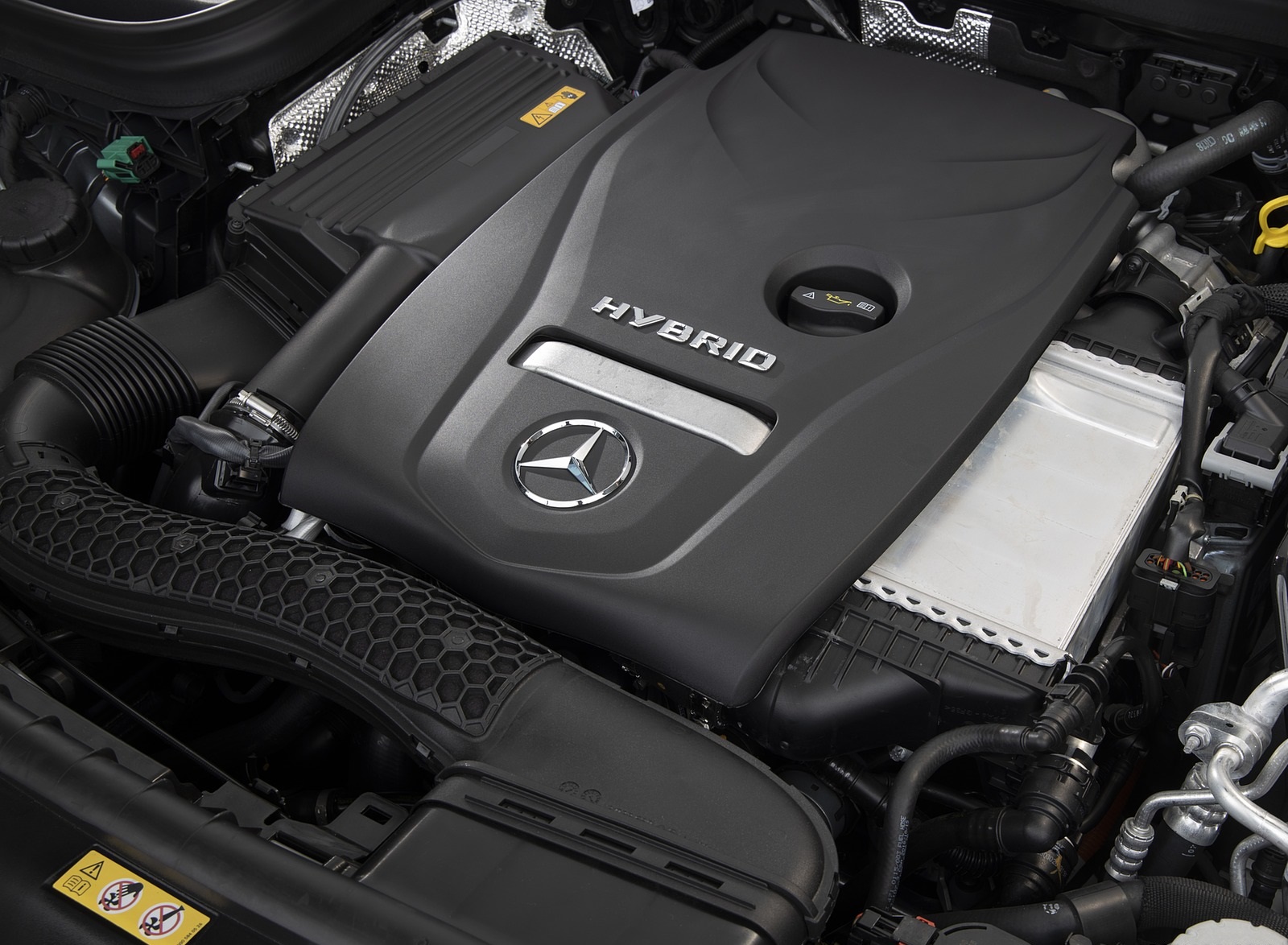 2020 Mercedes-Benz GLC 350e 4MATIC EQ Power Engine Wallpapers #9 of 11