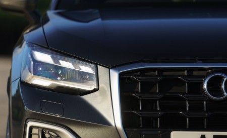 2021 Audi Q2 35 TFSI (UK-Spec) Headlight Wallpapers 450x275 (142)