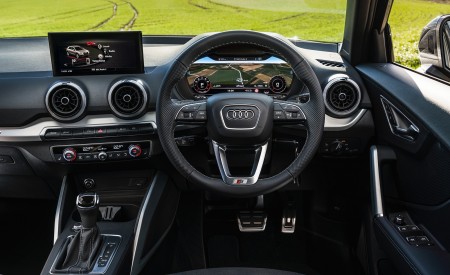 2021 Audi Q2 35 TFSI (UK-Spec) Interior Cockpit Wallpapers 450x275 (162)