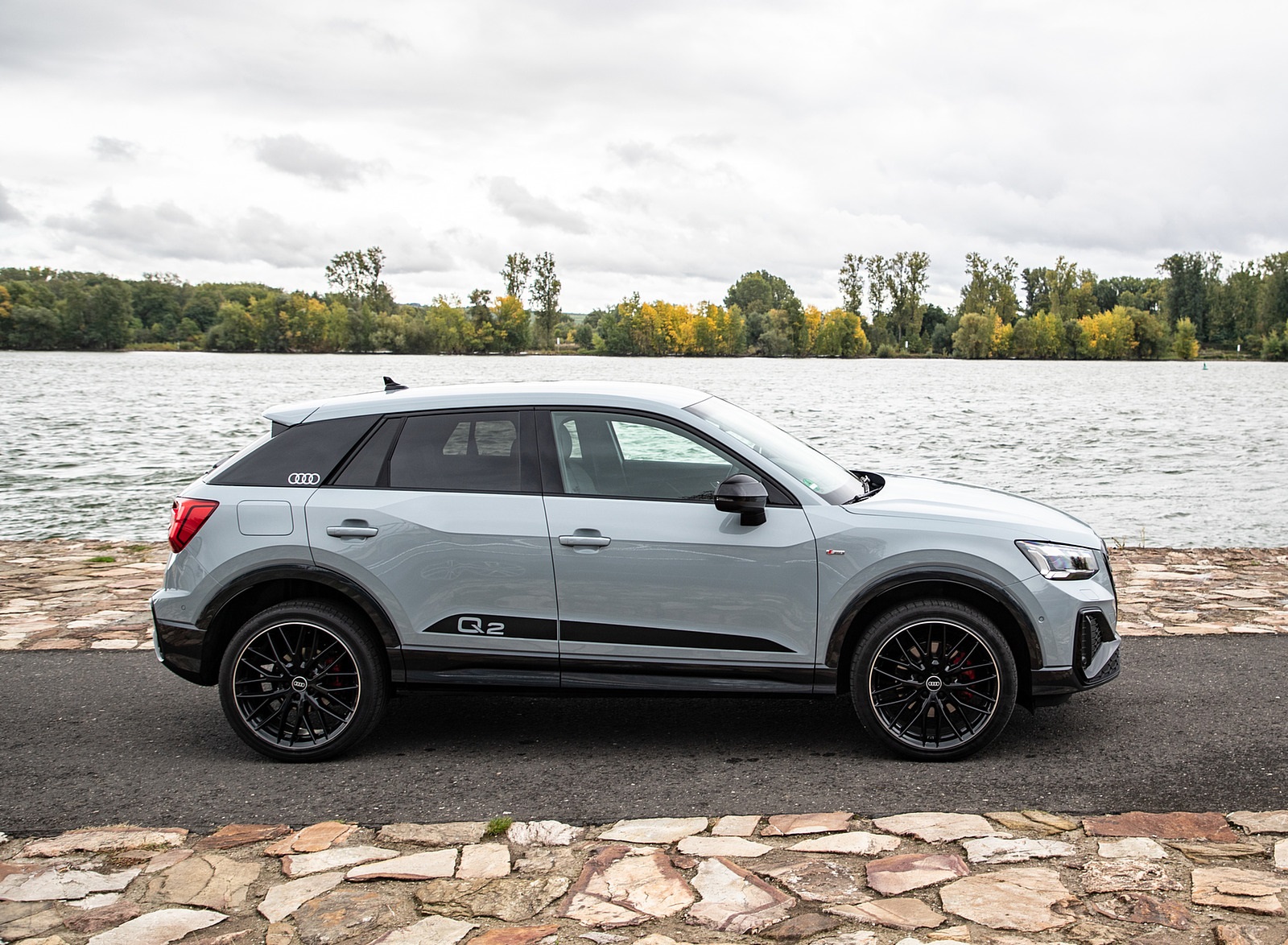 2021 Audi Q2 (Color: Arrow Gray) Side Wallpapers #21 of 196