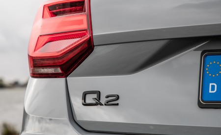 2021 Audi Q2 (Color: Arrow Gray) Tail Light Wallpapers 450x275 (25)