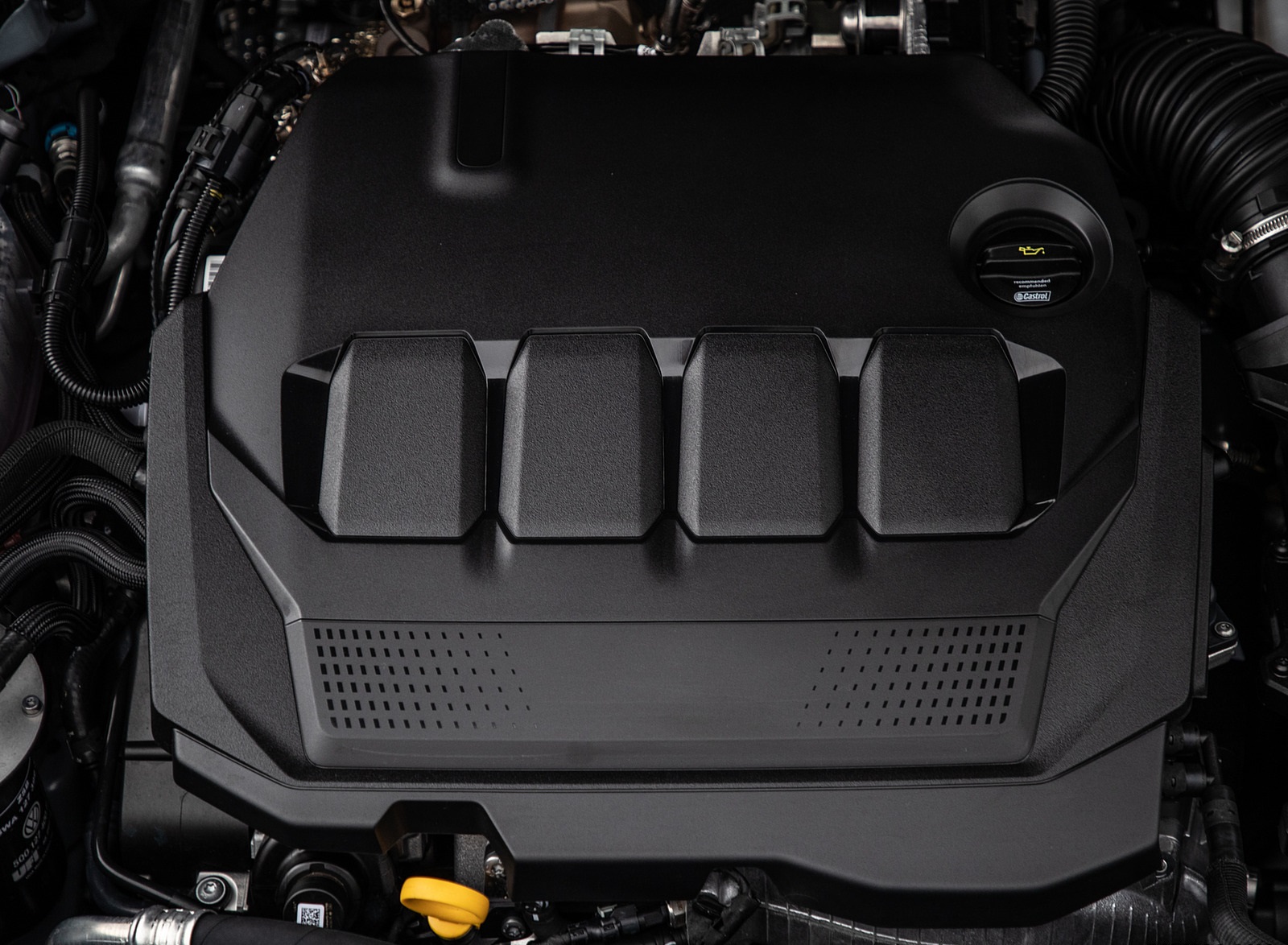 2021 Audi Q2 Engine Wallpapers  #27 of 196