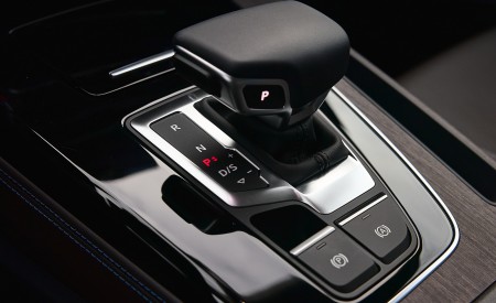 2021 Audi Q5 Sportback Central Console Wallpapers 450x275 (90)