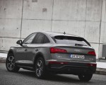 2021 Audi Q5 Sportback (Color: Daytona Grey) Rear Three-Quarter Wallpapers 150x120 (37)