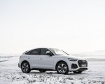 2021 Audi Q5 Sportback (Color: Glacier White) Front Three-Quarter Wallpapers  150x120 (8)