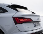 2021 Audi Q5 Sportback (Color: Glacier White) Tail Light Wallpapers 150x120 (23)