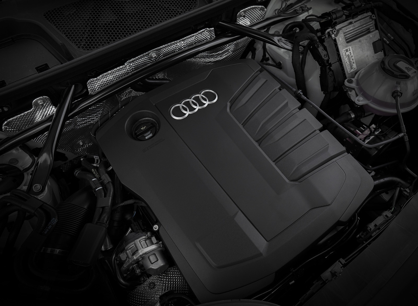 2021 Audi Q5 Sportback Engine Wallpapers #26 of 158