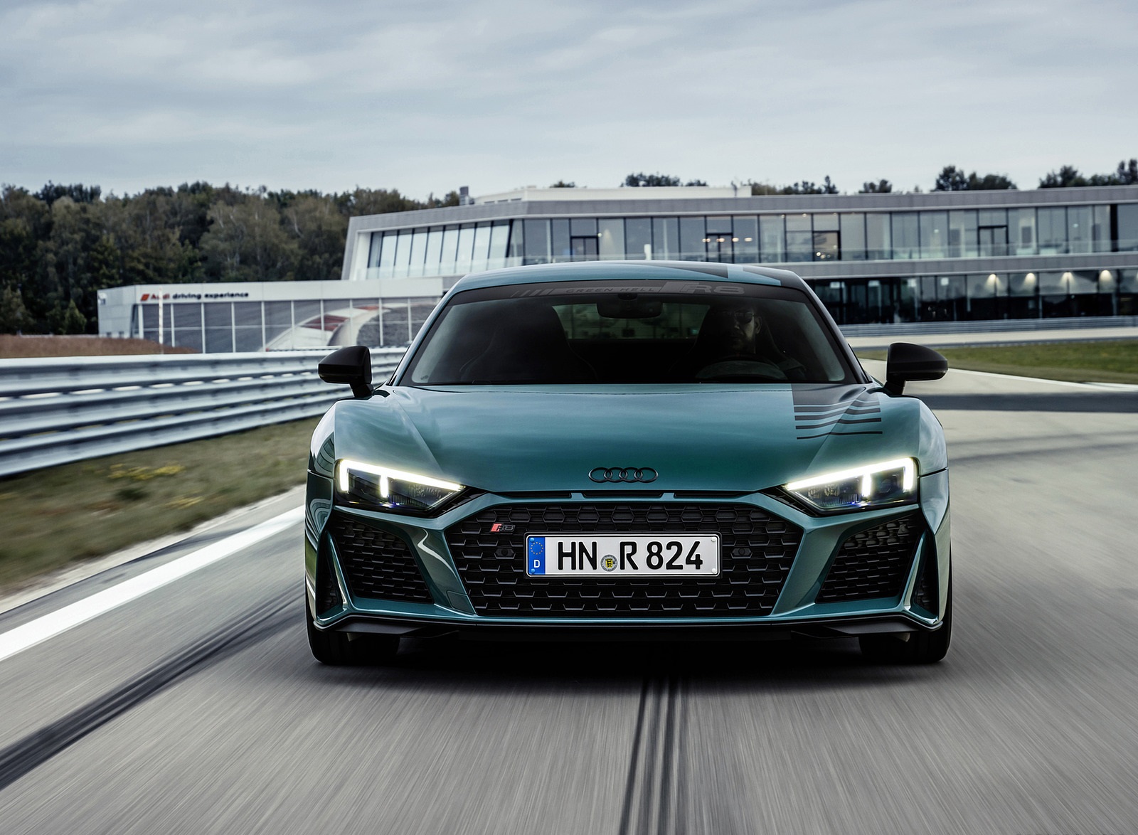 2021 Audi R8 Green Hell (Color: Tioman Green) Front Wallpapers (9)