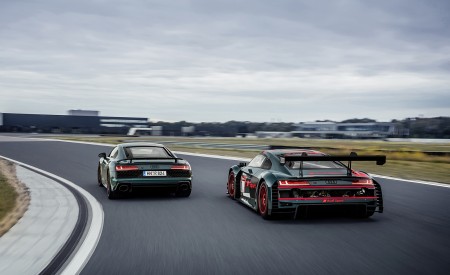 2021 Audi R8 Green Hell (Color: Tioman Green) and R8 LMS Wallpapers  450x275 (13)