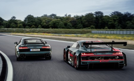 2021 Audi R8 Green Hell (Color: Tioman Green) and R8 LMS Wallpapers  450x275 (15)
