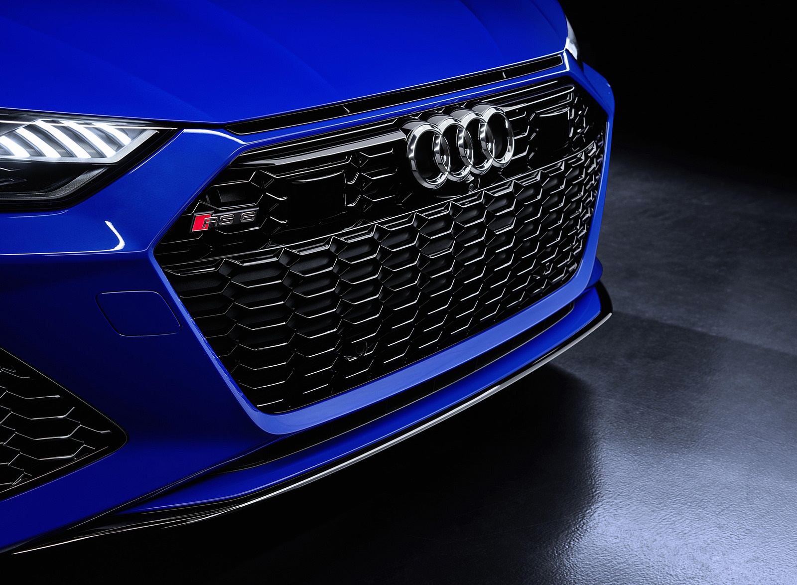 2021 Audi RS 6 Avant RS Tribute Edition (Color: Nogaro Blue) Grill Wallpapers (8)