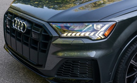 2021 Audi SQ7 (US-Spec) Headlight Wallpapers 450x275 (12)