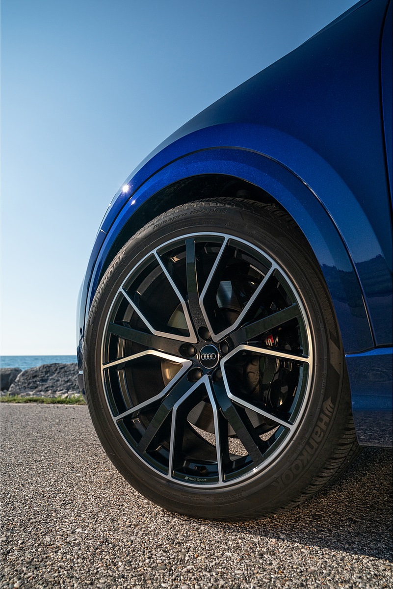 2021 Audi SQ8 (US-Spec) Wheel Wallpapers  #15 of 30