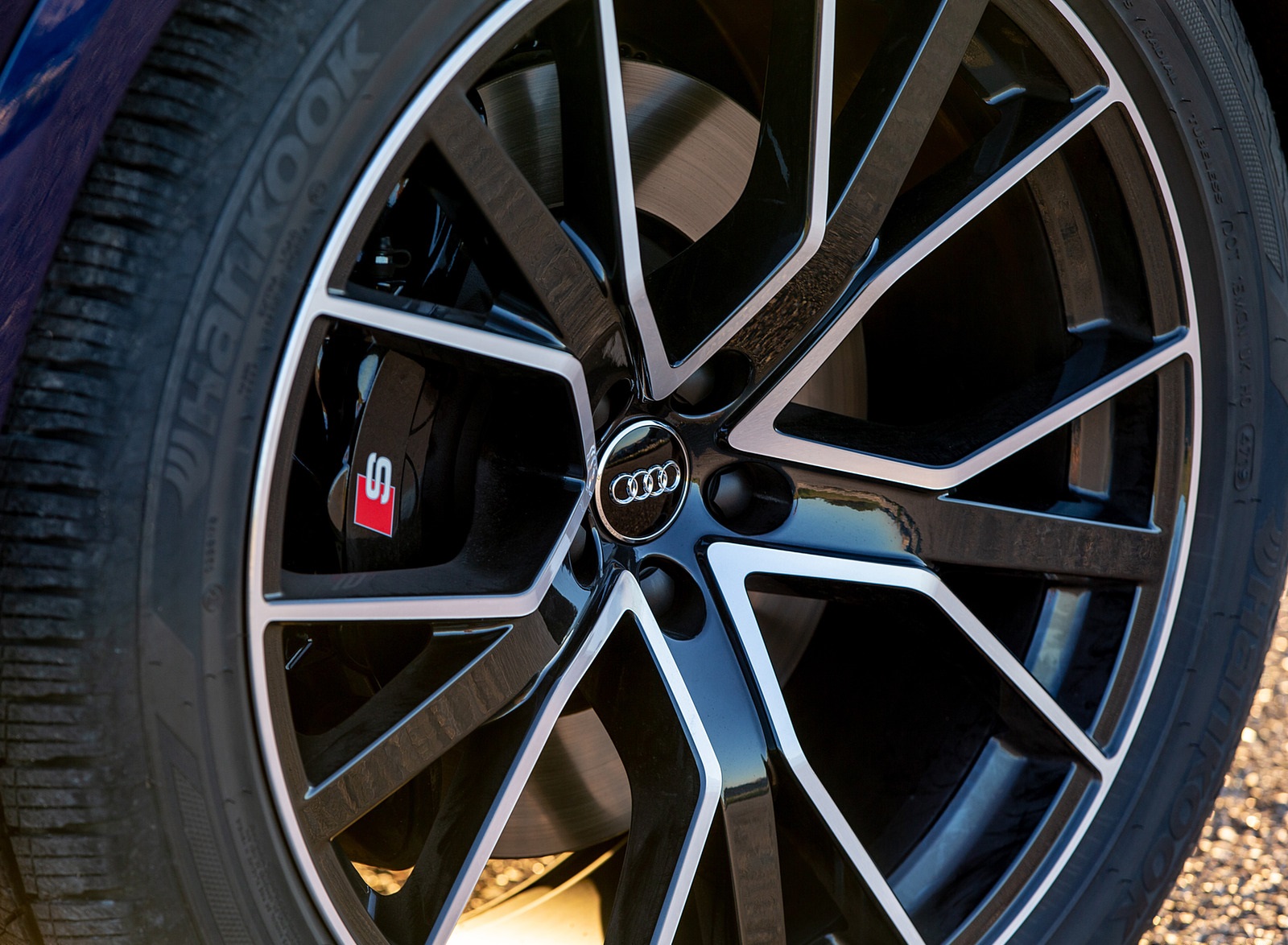 2021 Audi SQ8 (US-Spec) Wheel Wallpapers #16 of 30