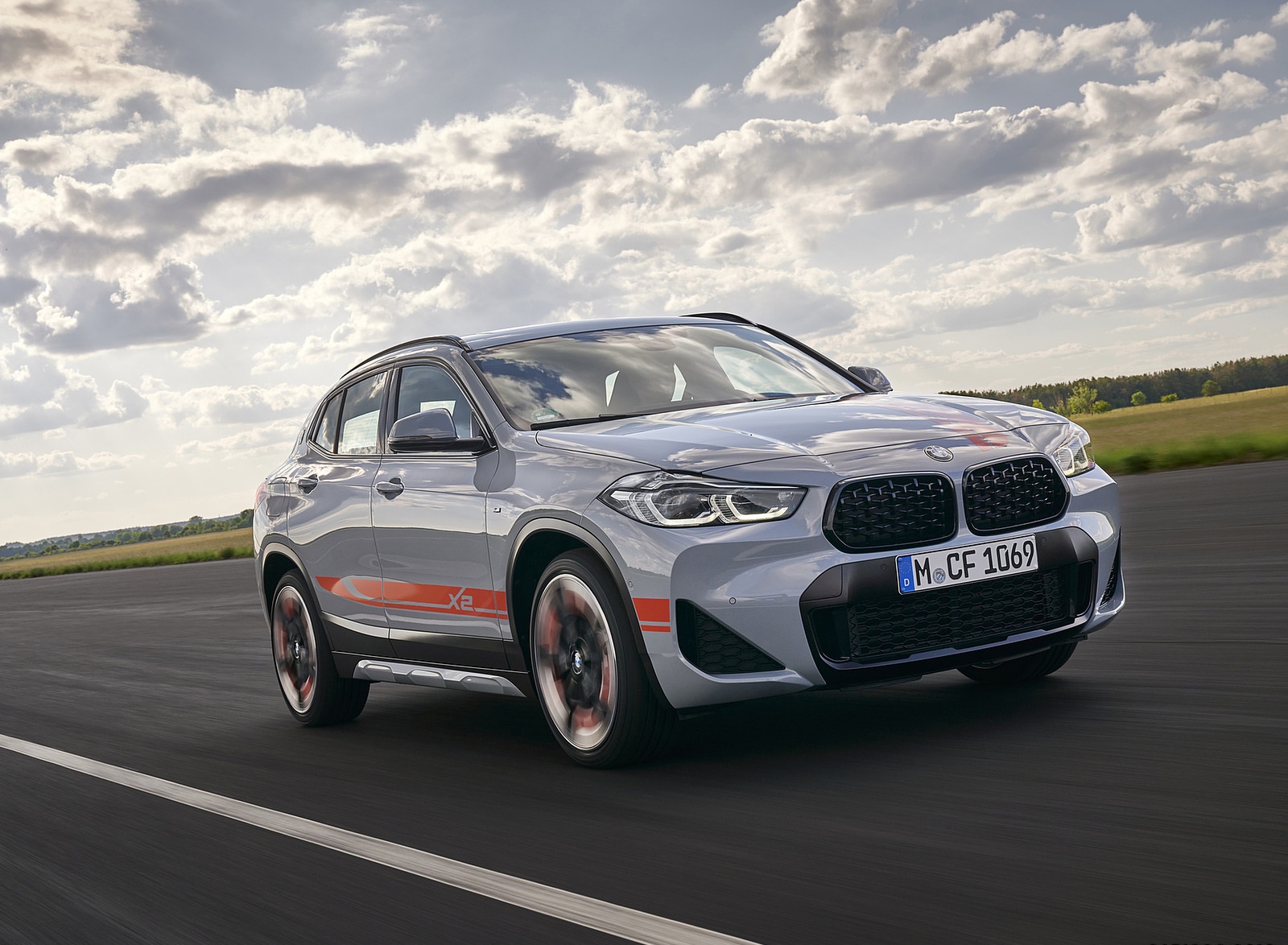 2021 BMW X2 M Mesh Edition Front Three-Quarter Wallpapers  (1). Download Wallpaper