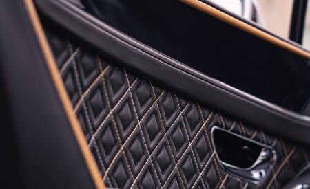 2021 Bentley Continental GT Mulliner Interior Detail Wallpapers 450x275 (9)