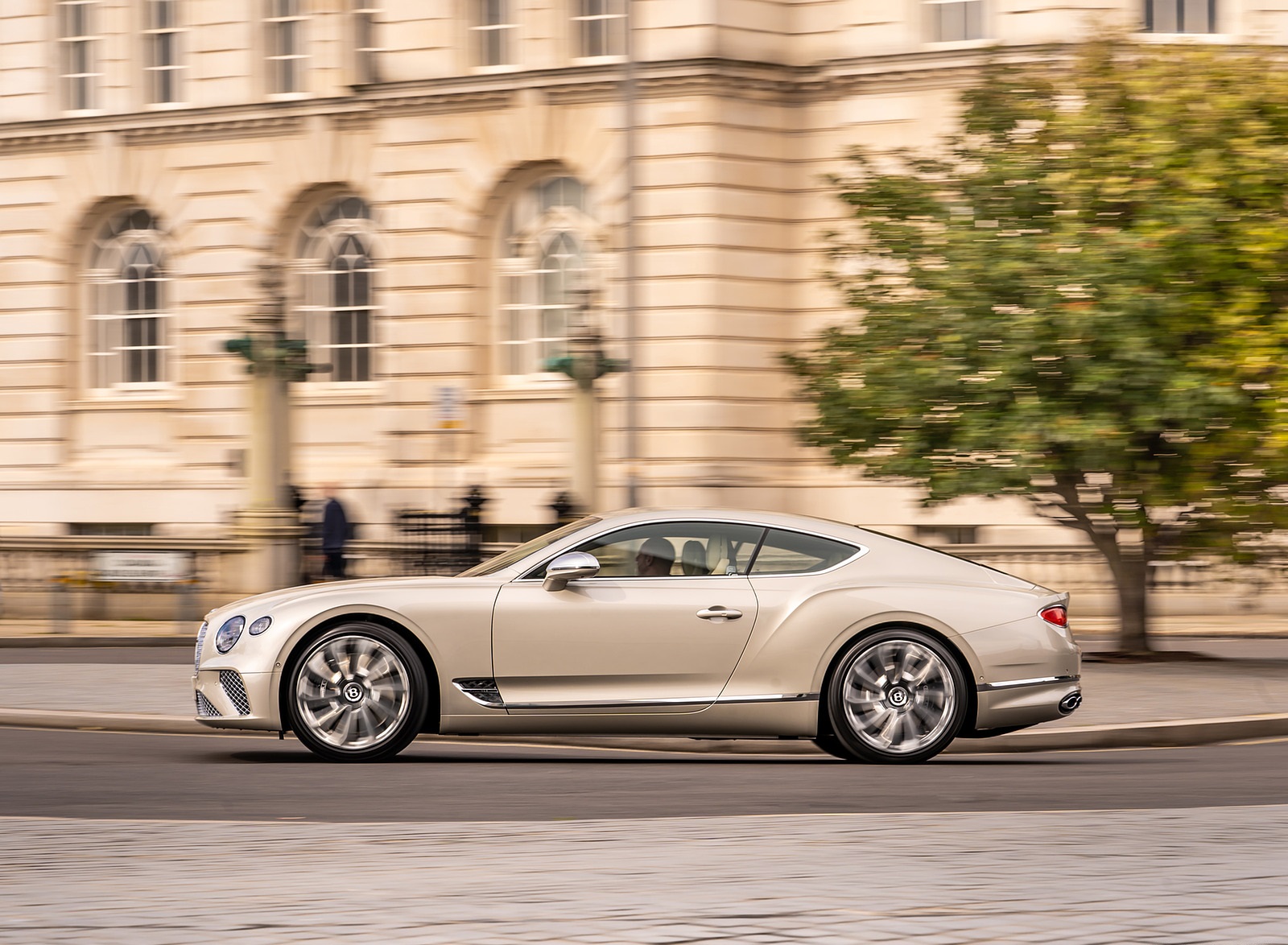 2021 Bentley Continental GT Mulliner Side Wallpapers (2)