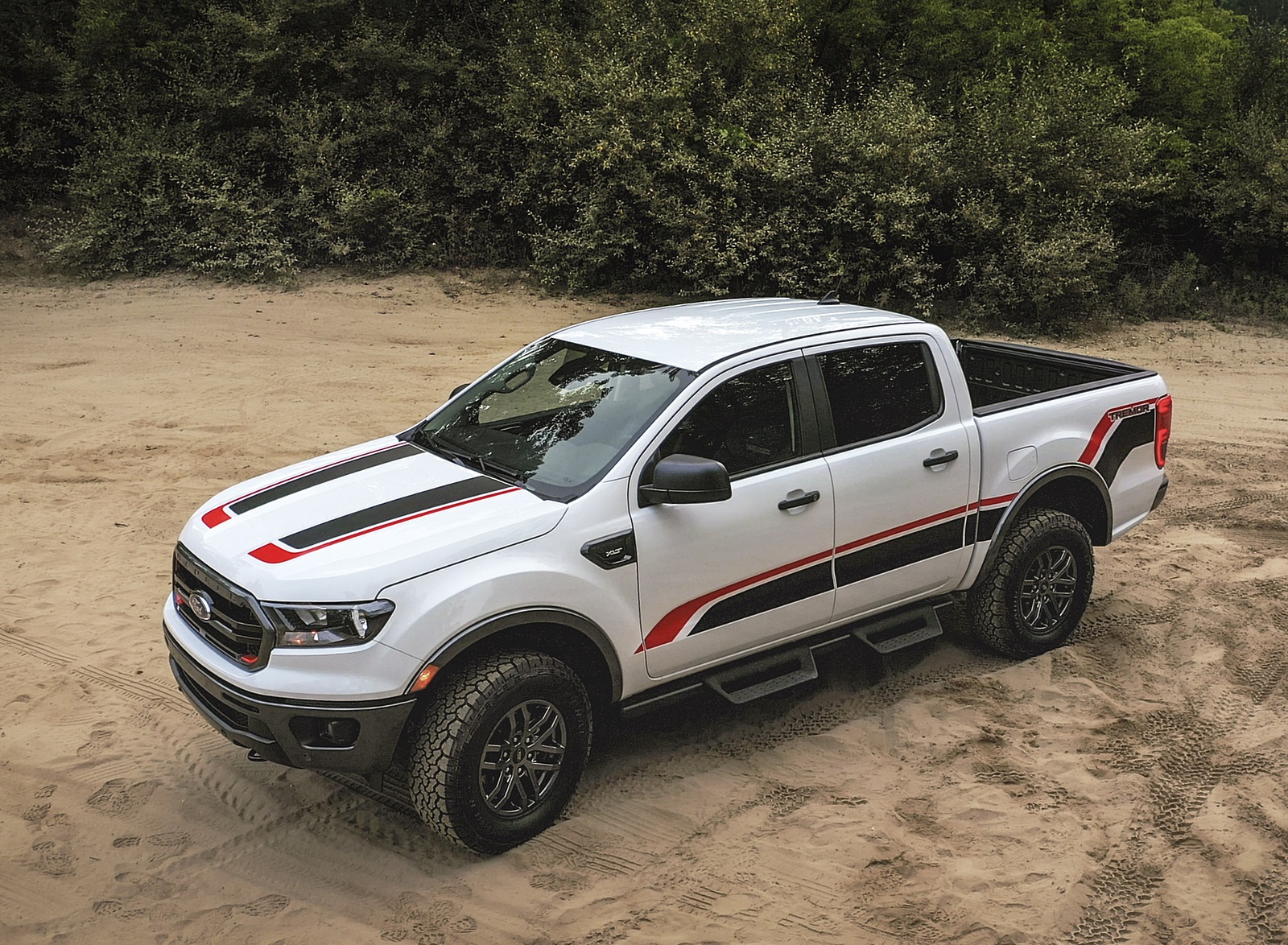 2021 Ford Ranger Tremor Off-Road Package XLT Front Three-Quarter Wallpapers #17 of 24