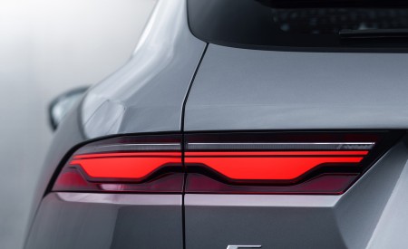 2021 Jaguar F-PACE Tail Light Wallpapers 450x275 (51)