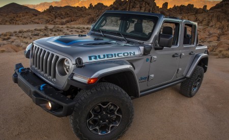 2021 Jeep Wrangler 4xe Plug-In Hybrid Front Three-Quarter Wallpapers  450x275 (17)