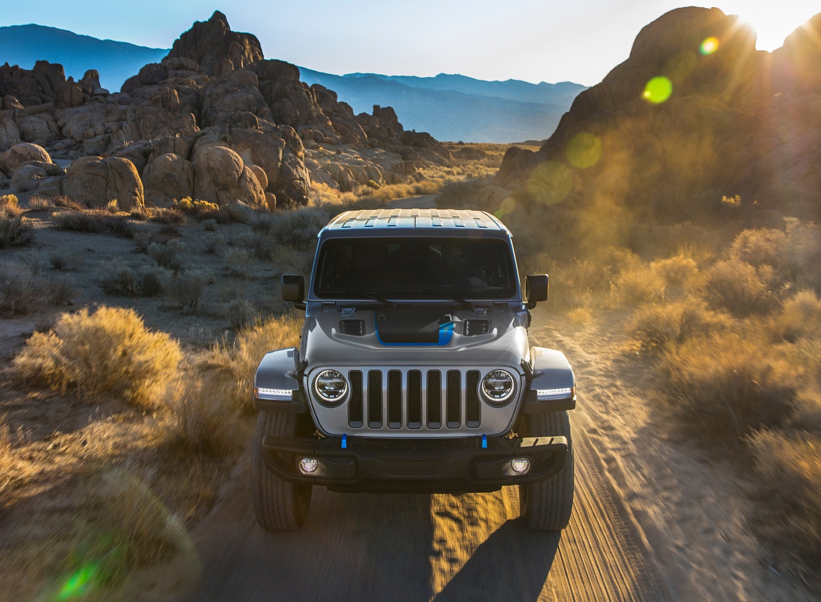 2021 Jeep Wrangler 4xe Plug-In Hybrid Front Wallpapers  #13 of 62