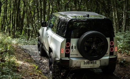 2021 Land Rover Defender 90 Off-Road Wallpapers 450x275 (19)