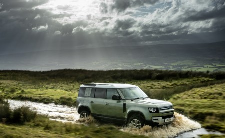 2021 Land Rover Defender Plug-In Hybrid Off-Road Wallpapers 450x275 (14)