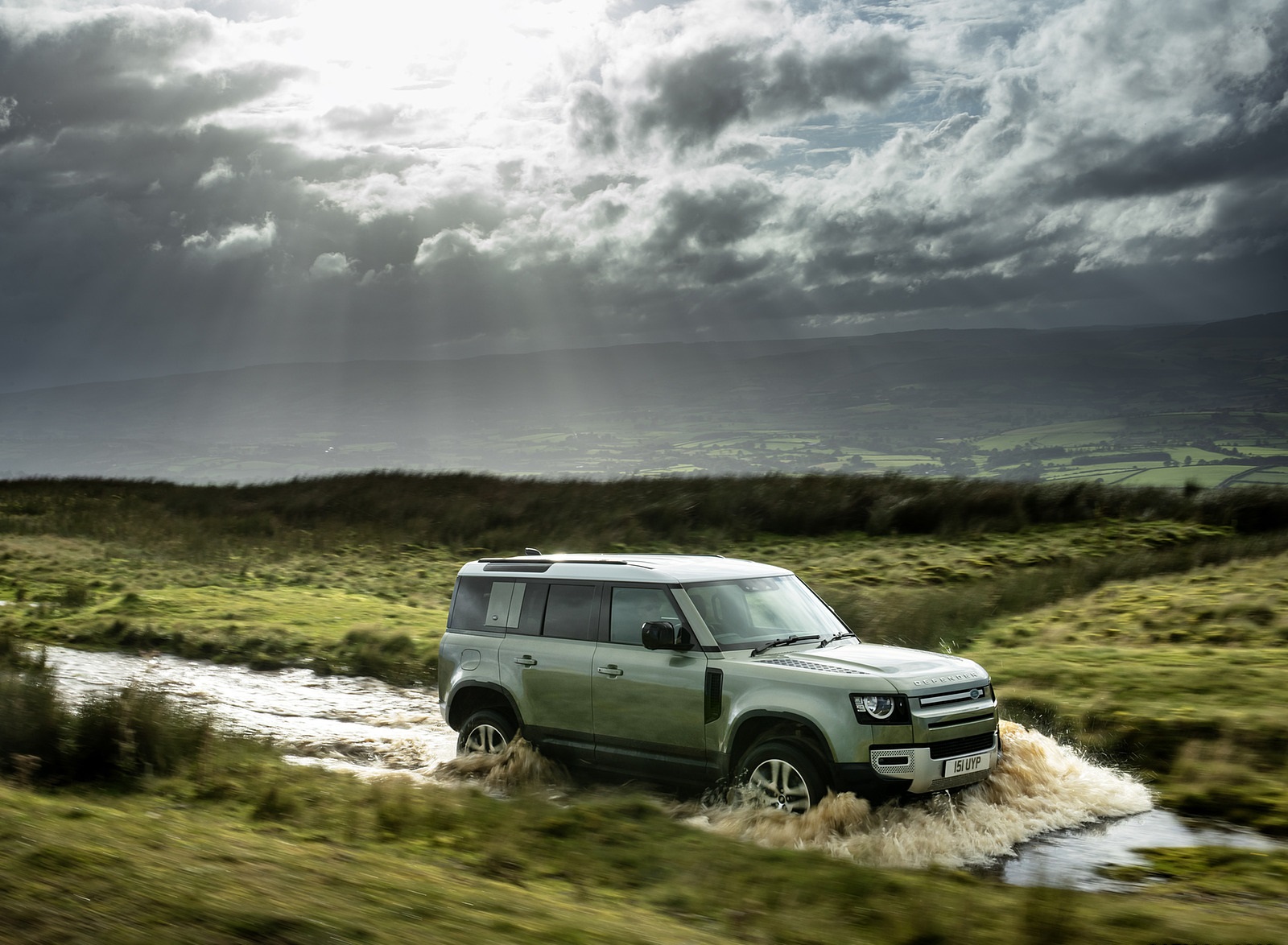 2021 Land Rover Defender Plug-In Hybrid Off-Road Wallpapers #14 of 31