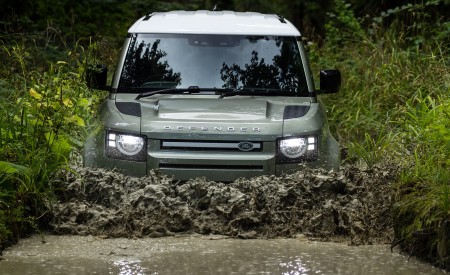2021 Land Rover Defender Plug-In Hybrid Off-Road Wallpapers 450x275 (18)