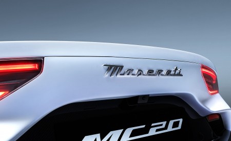 2021 Maserati MC20 Badge Wallpapers 450x275 (106)