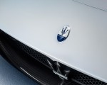 2021 Maserati MC20 Badge Wallpapers 150x120