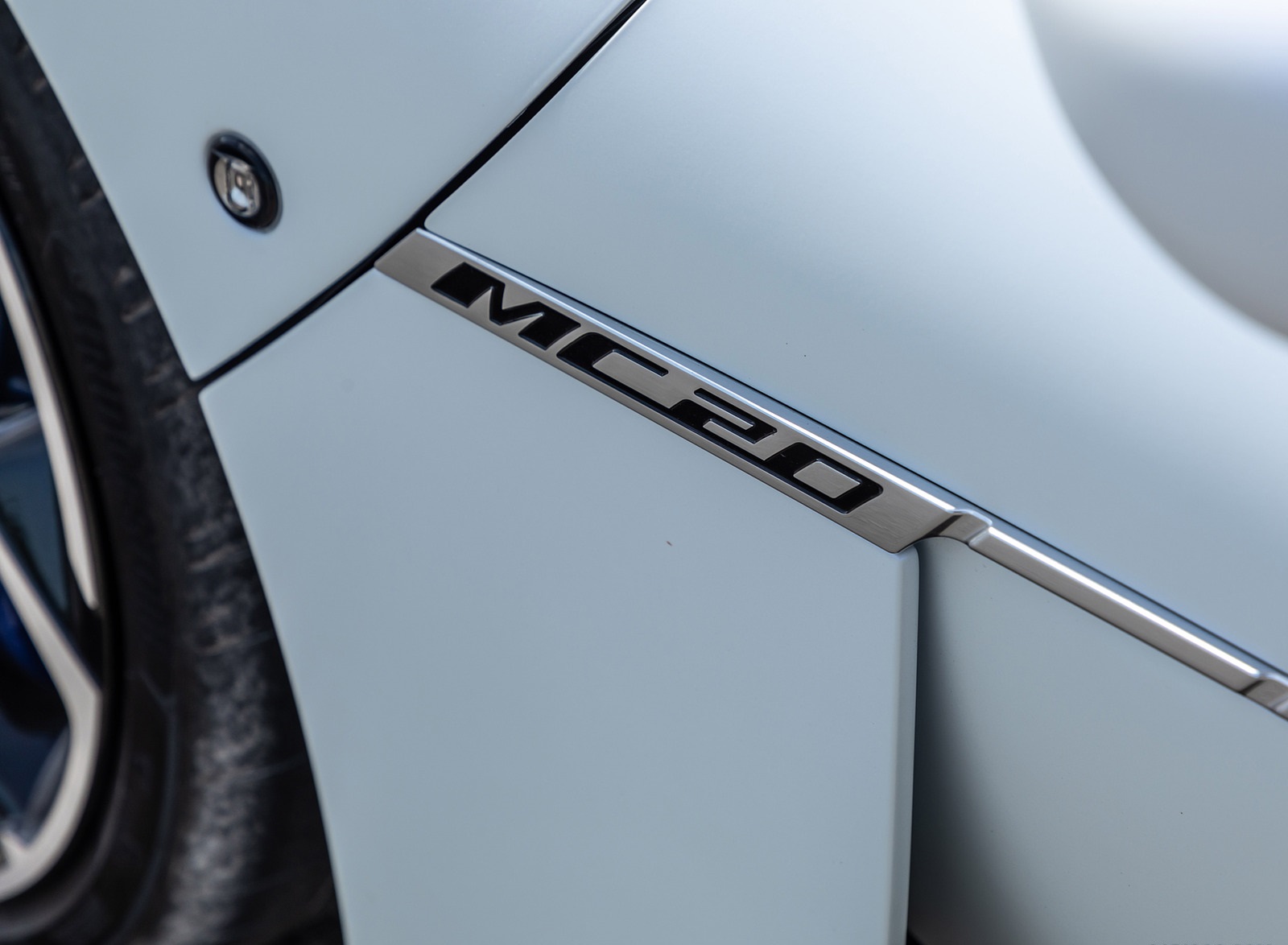 2021 Maserati MC20 (Color: Bianco Audace) Detail Wallpapers #80 of 158