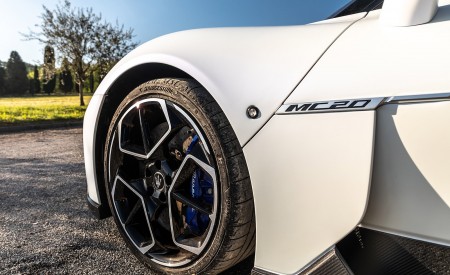 2021 Maserati MC20 (Color: Bianco Audace) Wheel Wallpapers 450x275 (74)