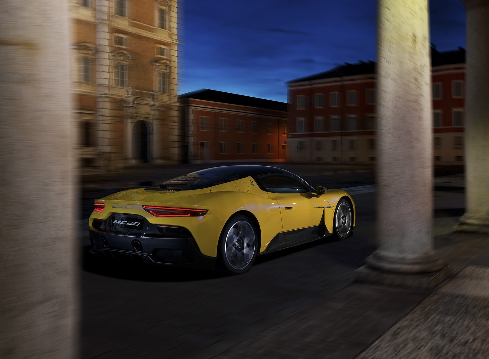 Maserati mc20 2021