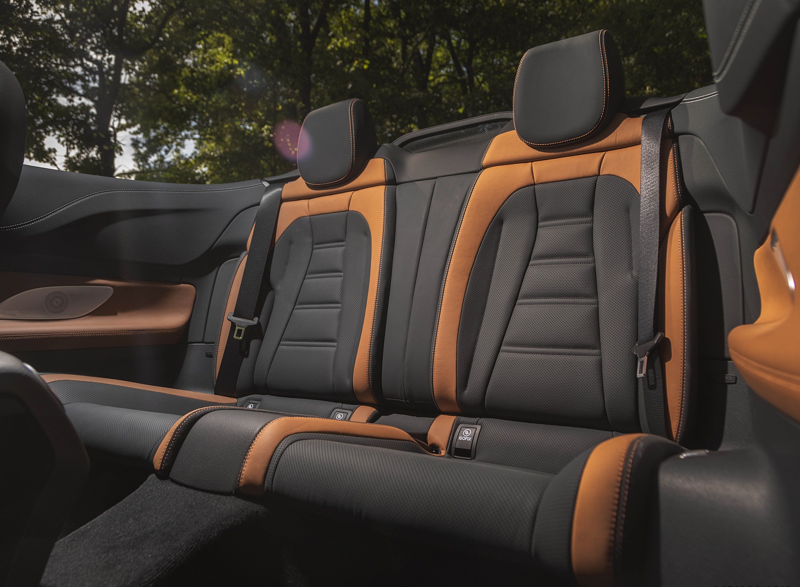 2021 Mercedes-AMG E 53 Cabriolet (US-Spec) Interior Rear Seats Wallpapers #56 of 152