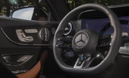2021 Mercedes-AMG E 53 Cabriolet (US-Spec) Interior Steering Wheel Wallpapers 450x275 (35)