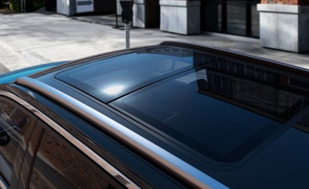 2021 Peugeot 5008 Panoramic Roof Wallpapers 450x275 (10)