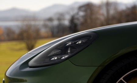 2021 Porsche Panamera 4S (Color: Mamba Green Metallic) Headlight Wallpapers 450x275 (33)